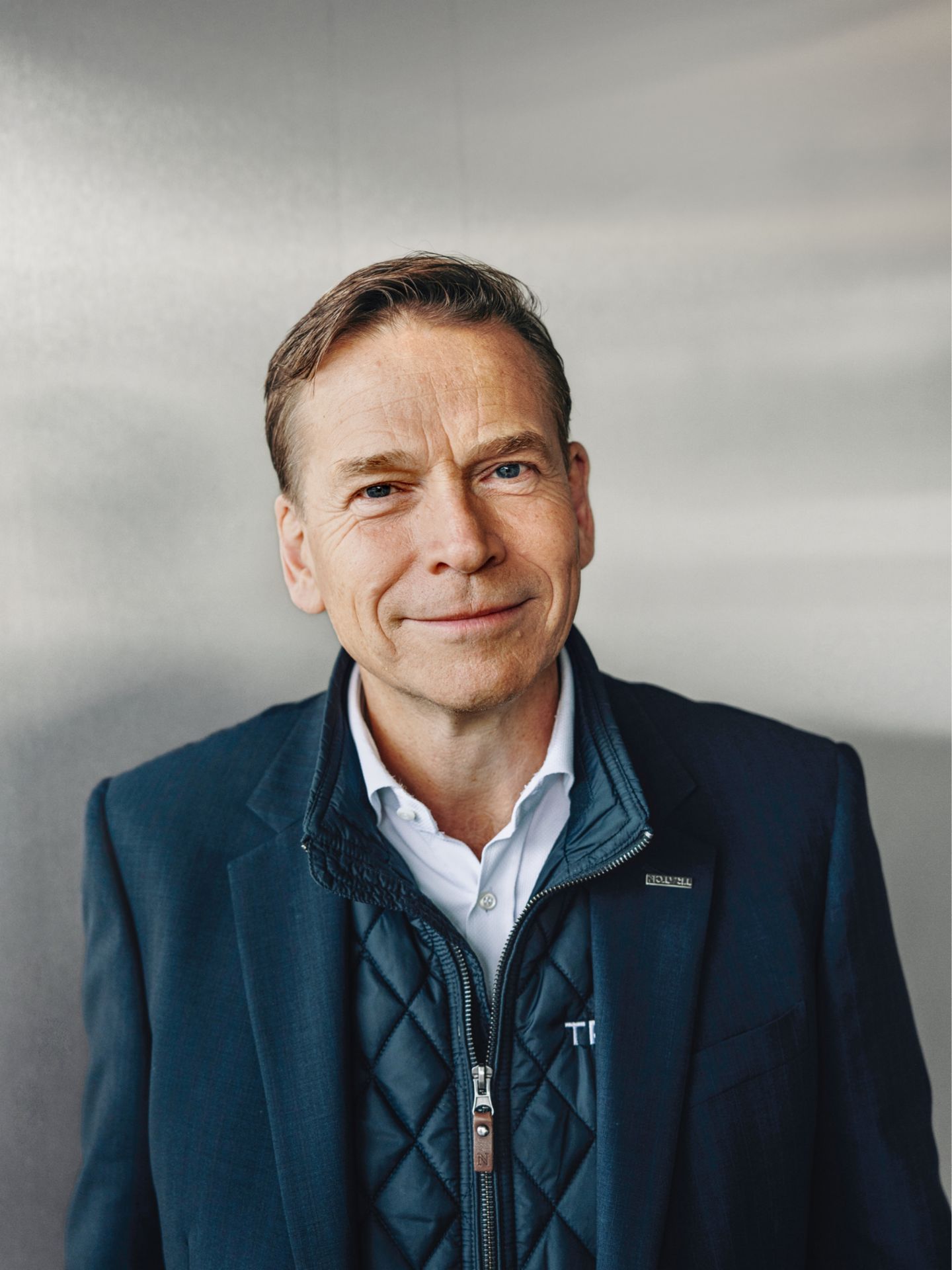 Portrait von Christian Levin, Vorstandsvorsitzender der TRATON SE, Chief Executive Officer Scania, in Farbe