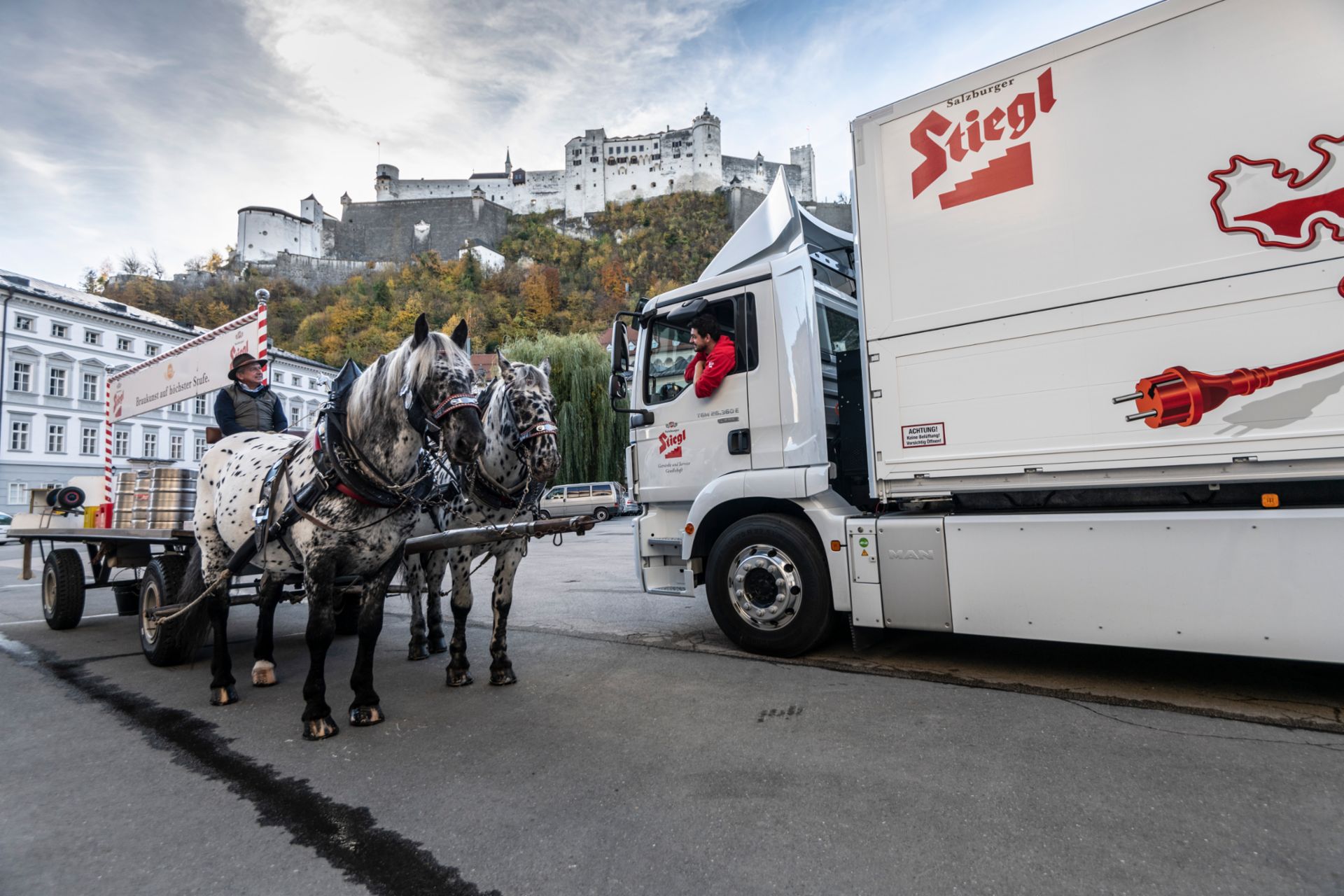 Bei Stiegl verbindet der E-Lkw-Feldversuch sehr schön Tradition und Moderne.