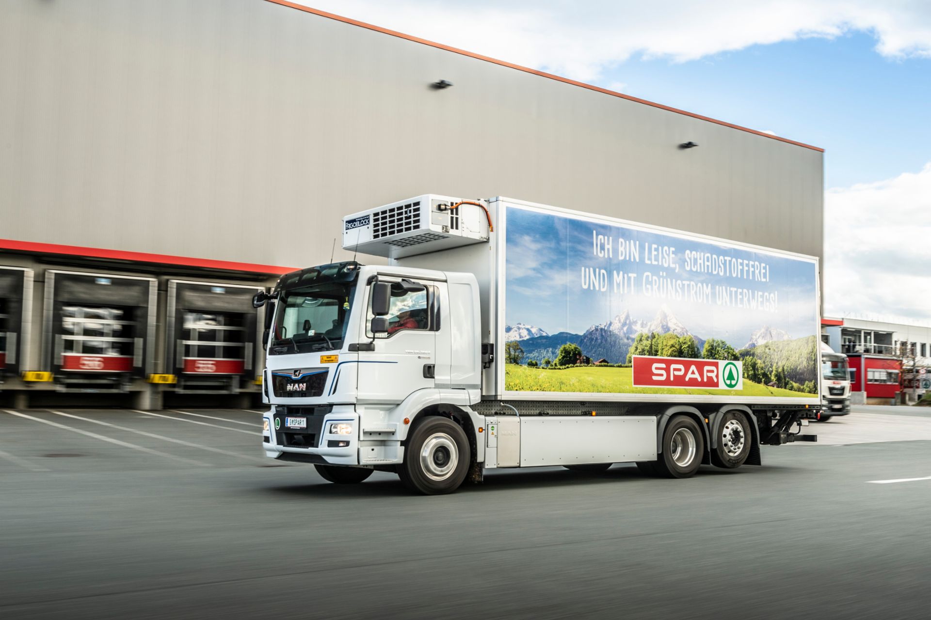 How SPAR is cutting down emissions
                 